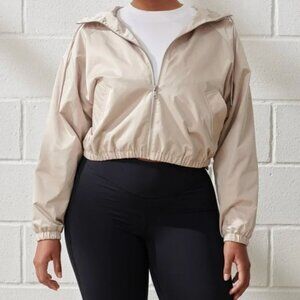 Abercrombie & Fitch YPB Satin Windbreaker in Sand